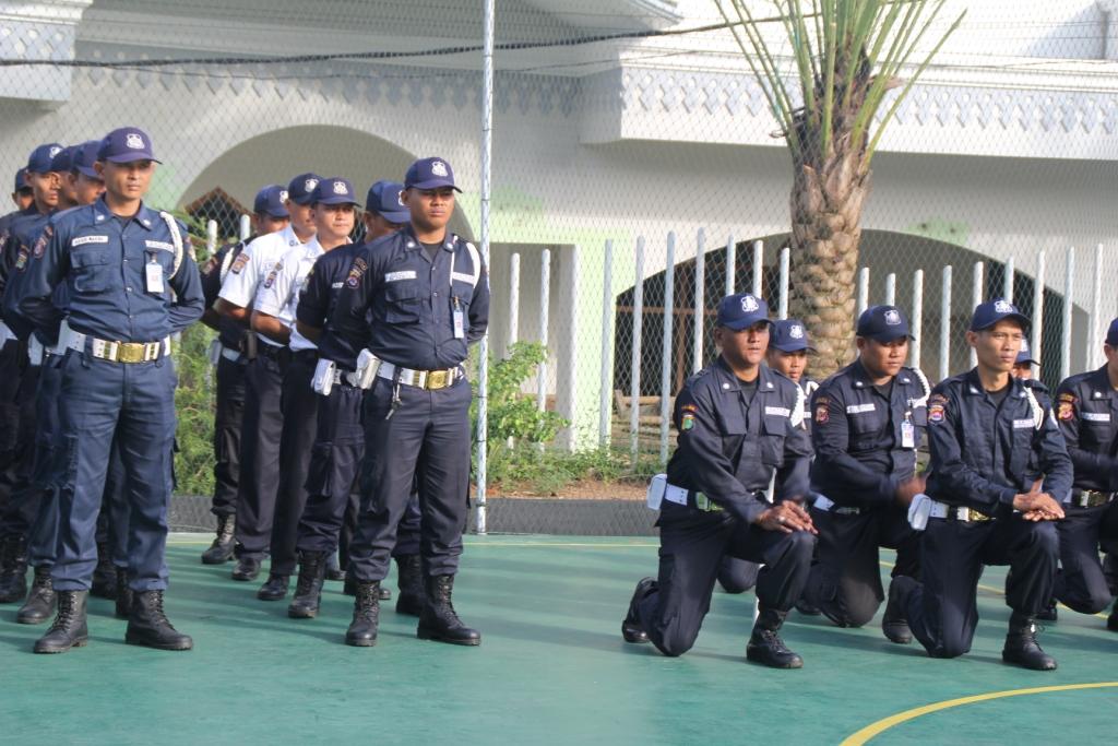 Pelatihan senam tongkat dan senam borgol